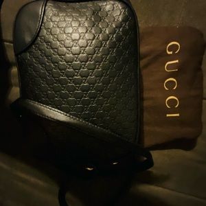 COPY - Auth. Gucci crossbody